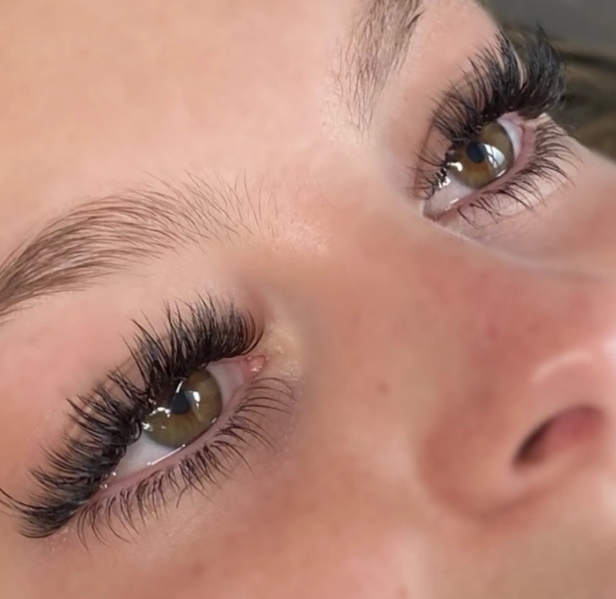 Cosmetic eyeliner tattoo aftercare
