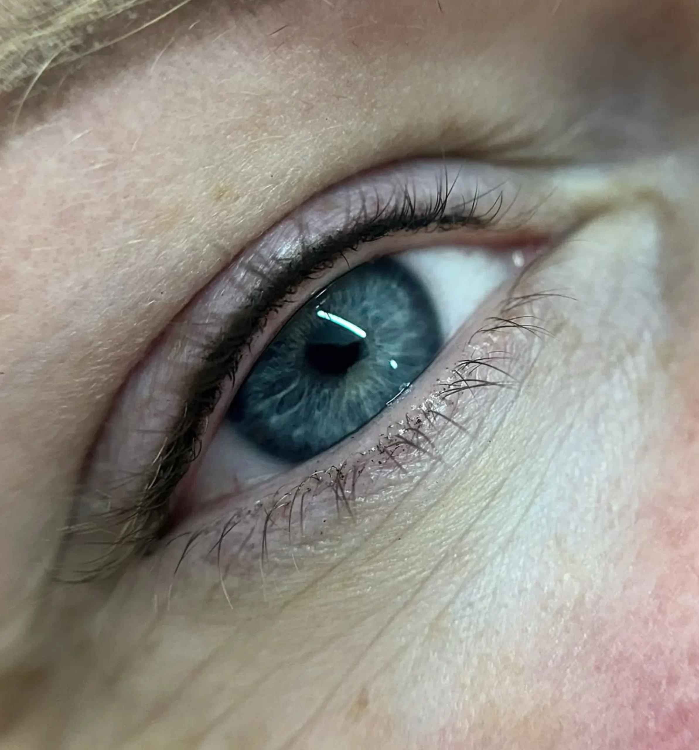 does black eyeliner tattoo look natural